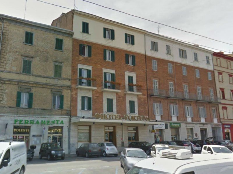 Hotel Fortuna Ancona Exterior photo